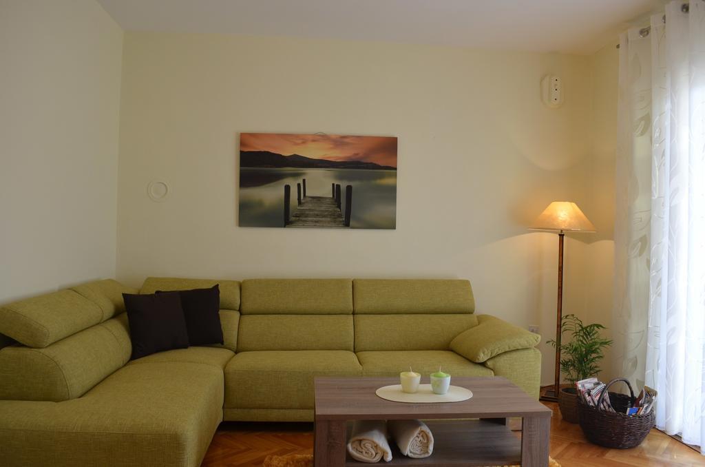Apartments Mihalic Baska  Bilik gambar