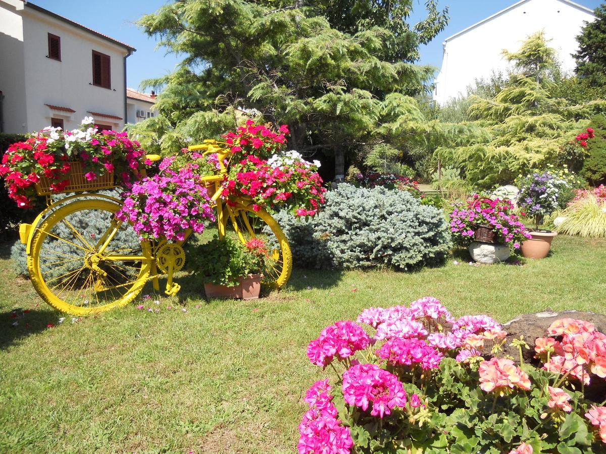 Apartments Mihalic Baska  Luaran gambar